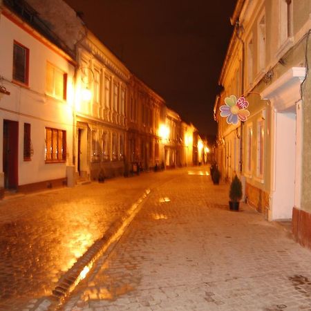 Appartamento Casa Piata Sfatului Braşov Esterno foto