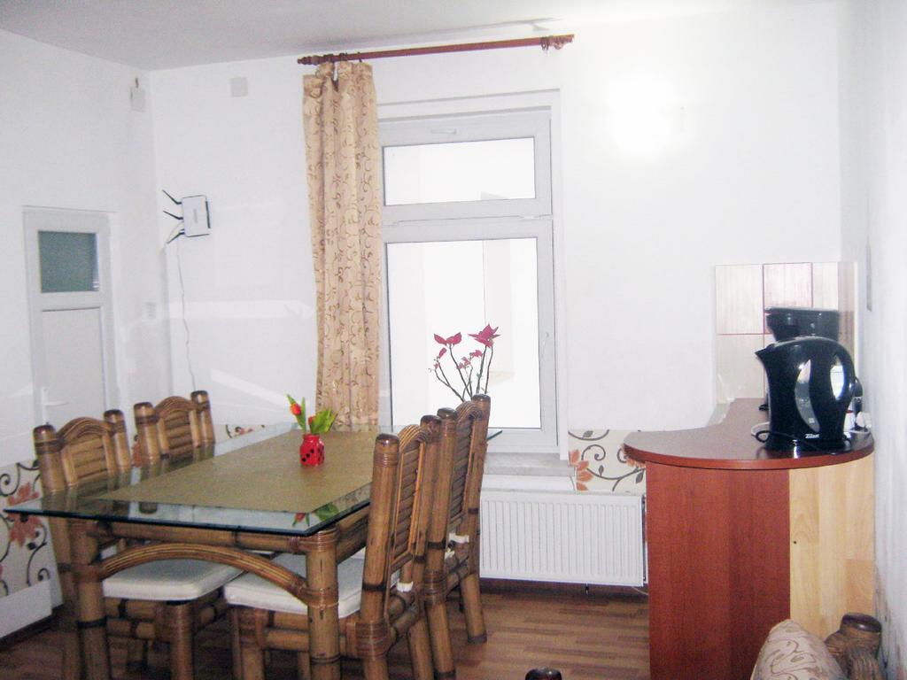 Appartamento Casa Piata Sfatului Braşov Esterno foto