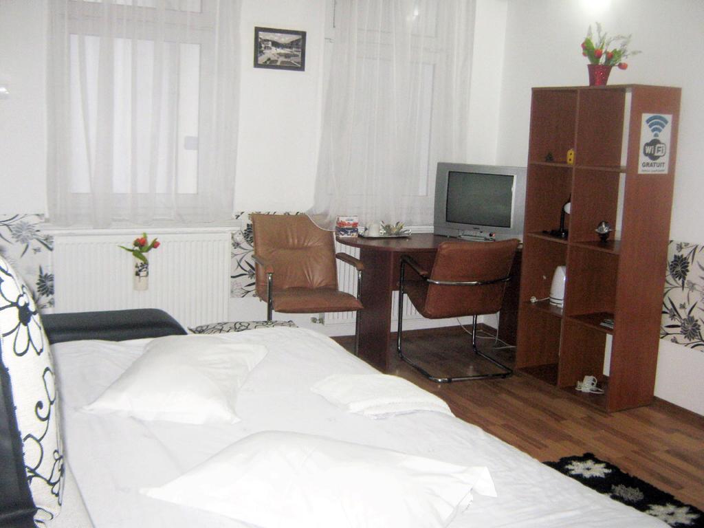 Appartamento Casa Piata Sfatului Braşov Esterno foto