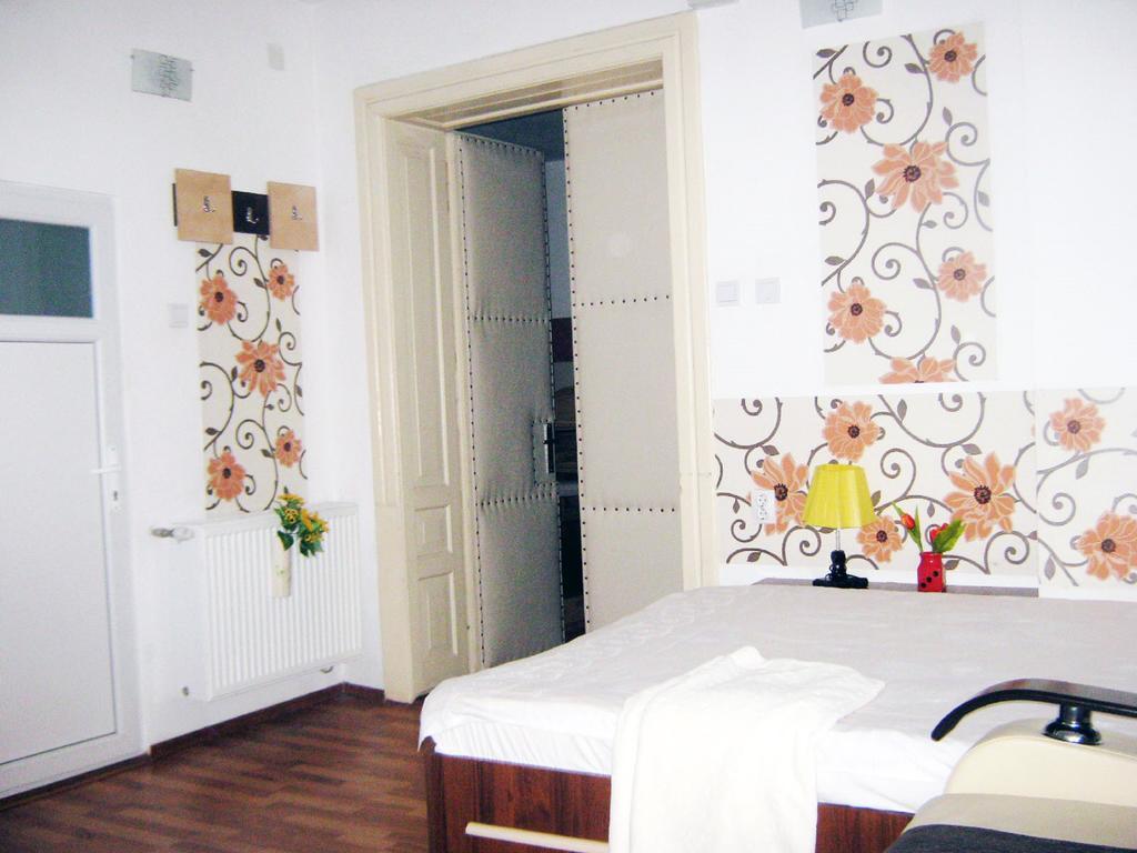 Appartamento Casa Piata Sfatului Braşov Esterno foto